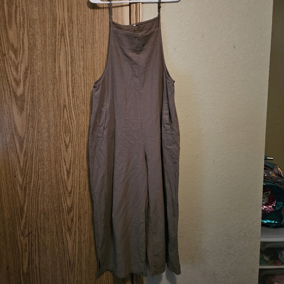 Jumpsuit - Picture 1 of 2